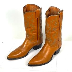 Justin Tan Brown Classic Cowboy Boots - Men's 9.5D - Pointy X-Toe